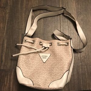 Guess bucket crossbody purse